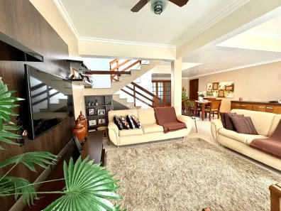 Casa com 4 Quartos à venda, 218m² no Passo D'Areia, Santa Maria