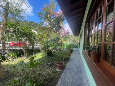 Casa com 3 Quartos à venda, 281m² no Quinta da Barra, Teresópolis