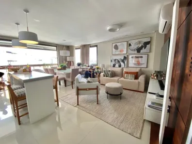 Apartamento com 3 Quartos à venda, 110m² no Estreito, Florianópolis