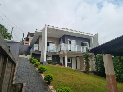 Casa com 3 Quartos à venda, 159m² no Iririú, Joinville