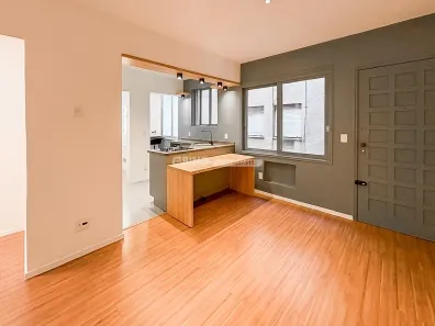 Apartamento com 2 Quartos à venda, 58m² no Centro Histórico, Porto Alegre