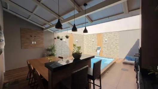Casa com 3 Quartos à venda, 123m² no Jardim Mariliza, Goiânia