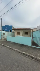 Casa com 2 Quartos para alugar, 60m² no Jardim Gurilândia, Taubaté