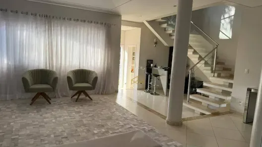Casa de Condomínio com 3 Quartos à venda, 400m² no Parque Xangrilá, Campinas