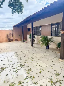 Casa com 5 Quartos à venda, 198m² no Jardim Graziela, Londrina