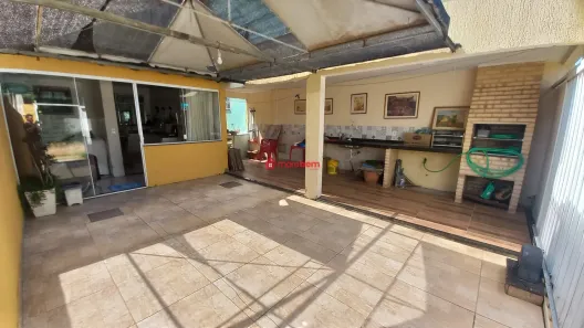 Casa com 2 Quartos para alugar, 180m² no Balneário São Pedro, São Pedro da Aldeia