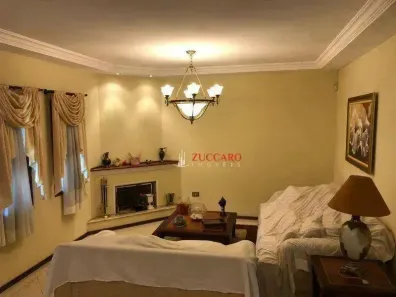 Sobrado com 4 Quartos à venda, 760m² no Vila Galvão, Guarulhos