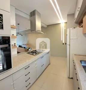 Apartamento com 3 Quartos à venda, 84m² no Jardim Patrícia, Uberlândia