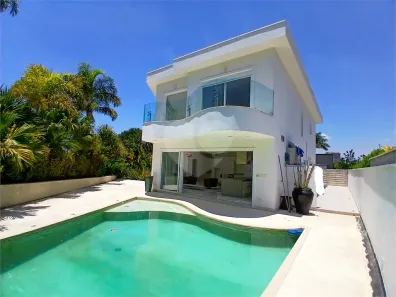 Casa de Condomínio com 3 Quartos para venda ou aluguel, 407m² no Centro Comercial Jubran, Barueri