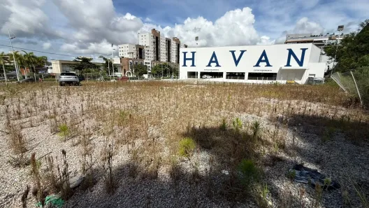 Lote/Terreno à venda, 1128m² no Estados, Balneário Camboriú