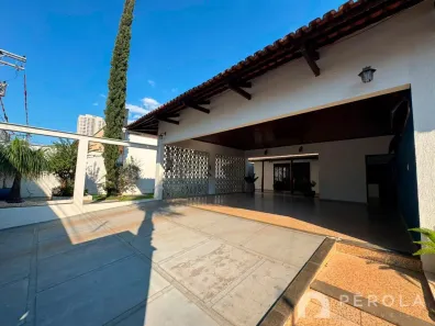 Casa com 4 Quartos para alugar, 260m² no Jardim América, Goiânia