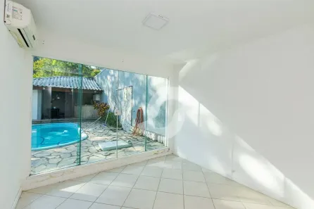Casa com 3 Quartos à venda, 213m² no Serra Grande, Niterói