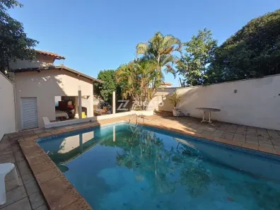 Casa com 4 Quartos à venda, 250m² no Nossa Senhora da Abadia, Uberaba