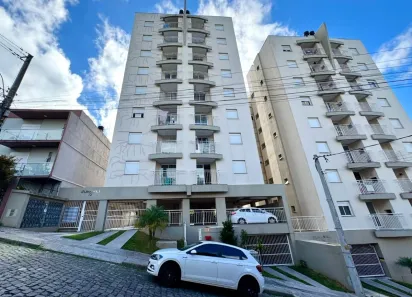 Apartamento com 2 Quartos para alugar, 48m² no Vinhedos, Caxias do Sul