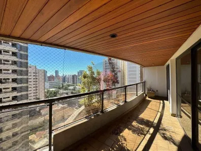 Apartamento com 4 Quartos para alugar, 240m² no Cambuí, Campinas