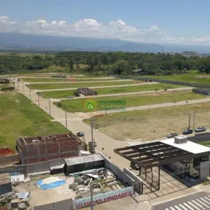 Lote/Terreno à venda, 200m² no Piracangaguá, Taubaté
