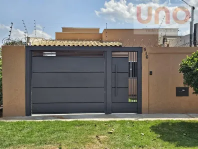 Casa com 2 Quartos à venda, 210m² no Jardim Sumatra, Campo Grande