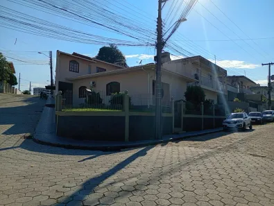 Casa com 4 Quartos à venda, 200m² no Roçado, São José