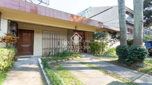 Casa com 7 Quartos à venda, 470m² no Chácara das Pedras, Porto Alegre