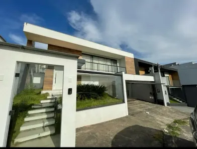 Casa com 3 Quartos à venda, 360m² no Jardim Belvedere, Volta Redonda