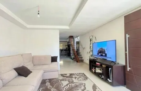 Casa de Condomínio com 3 Quartos à venda, 178m² no Pinheirinho, Curitiba