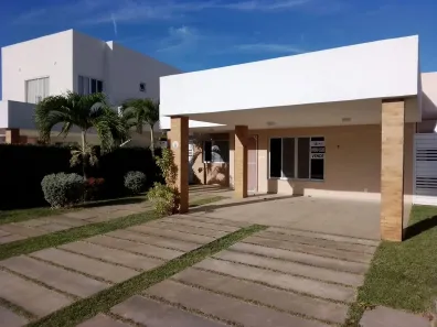 Casa de Condomínio com 3 Quartos à venda, 10m² no Costa Paradiso, Barra dos Coqueiros