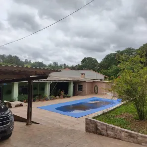 Fazenda/Sítio com 3 Quartos à venda, 160m² no Jardim Maracanã, Atibaia