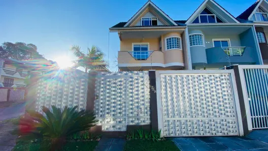 Sobrado com 3 Quartos à venda, 185m² no Barreirinha, Curitiba