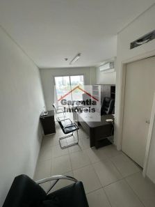 Sala Comercial à venda, 32m² no Centro, Osasco
