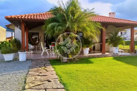 Casa com 4 Quartos à venda, 238m² no Aririú da Formiga, Palhoça
