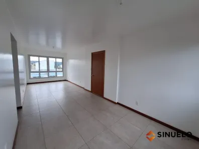 Apartamento com 2 Quartos para alugar, 78m² no Guarani, Novo Hamburgo