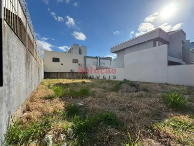 Lote/Terreno à venda, 300m² no Marechal Rondon, Canoas