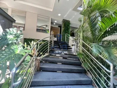 Apartamento com 4 Quartos à venda, 230m² no Meia Praia, Itapema
