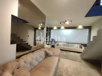 Apartamento com 2 Quartos para alugar, 190m² no Granada, Uberlândia