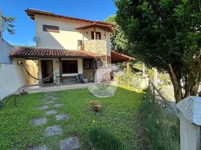 Casa com 3 Quartos à venda, 320m² no Vila Progresso, Niterói