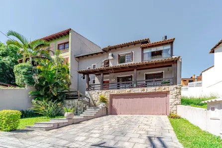 Casa com 4 Quartos à venda, 230m² no Ipanema, Porto Alegre