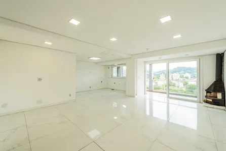 Casa com 4 Quartos à venda, 378m² no Teresópolis, Porto Alegre