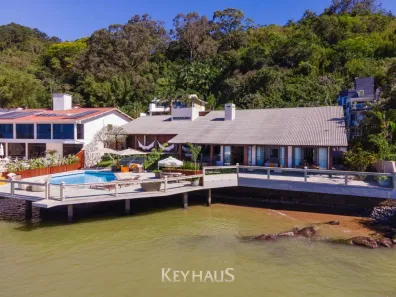 Casa com 4 Quartos para alugar, 720m² no Cabeçudas, Itajaí