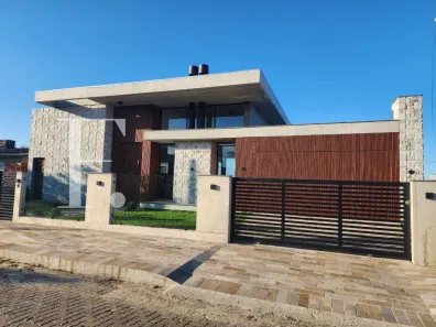 Casa com 4 Quartos à venda, 260m² no XANGRI-LÁ, Xangri-lá