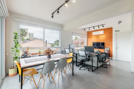 Apartamento com 2 Quartos à venda, 67m² no Vila Ipiranga, Porto Alegre