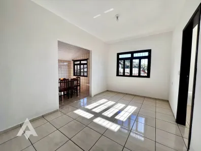 Casa com 5 Quartos para alugar, 300m² no Passo Manso, Blumenau
