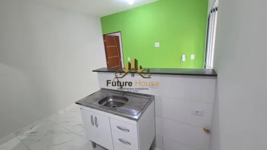 Casa com 1 Quarto para alugar, 40m² no Umuarama, Osasco