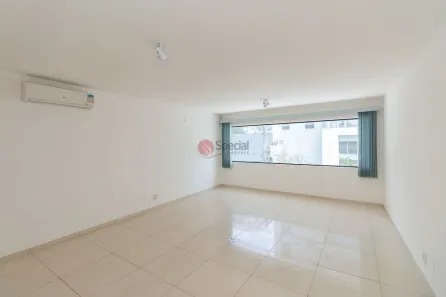 Prédio Comercial à venda, 180m² no Vila Gertrudes, São Paulo