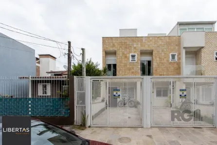 Casa com 2 Quartos à venda, 107m² no Vila Nova, Porto Alegre
