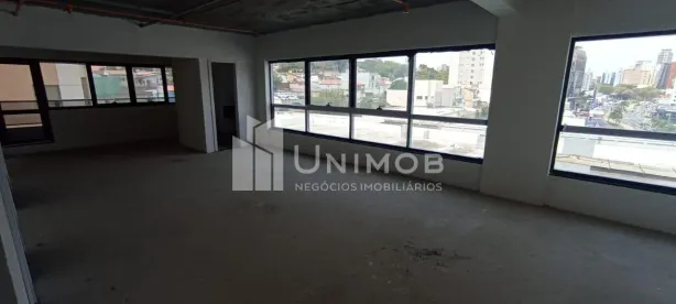 Sala Comercial com 3 Quartos para alugar, 435m² no Cambuí, Campinas