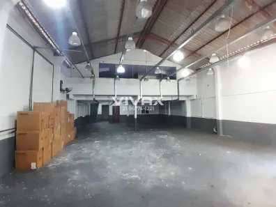 Galpão/Depósito/Armazém à venda, 680m² no Engenho de Dentro, Rio de Janeiro