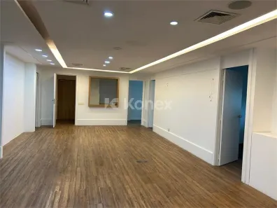 Sala Comercial à venda, 176m² no Alto de Pinheiros, São Paulo
