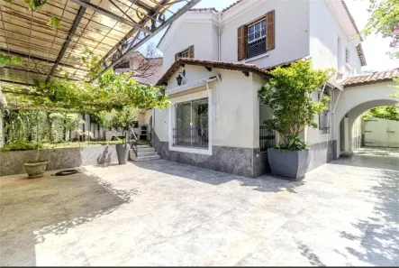 Sobrado com 3 Quartos à venda, 280m² no Pacaembu, São Paulo