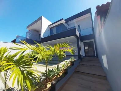 Casa com 4 Quartos à venda, 220m² no Camboinhas, Niterói
