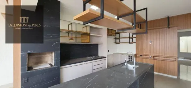 Sobrado com 4 Quartos à venda, 350m² no Vila São Joaquim, Anápolis